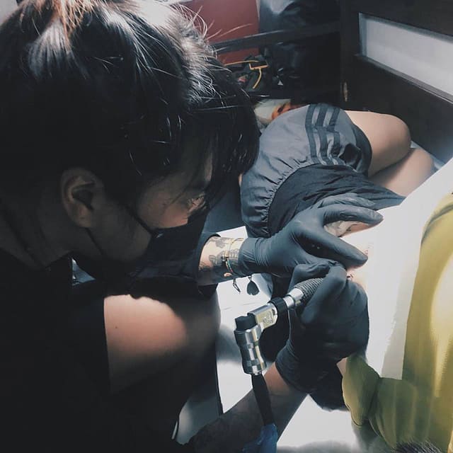 Tara at work - Warp Tattoo Chiang Mai - About us
