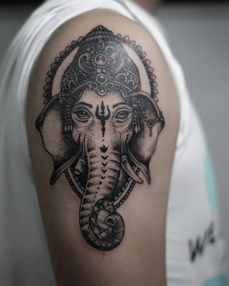 custom tattoo - warp tattoo chiang mai