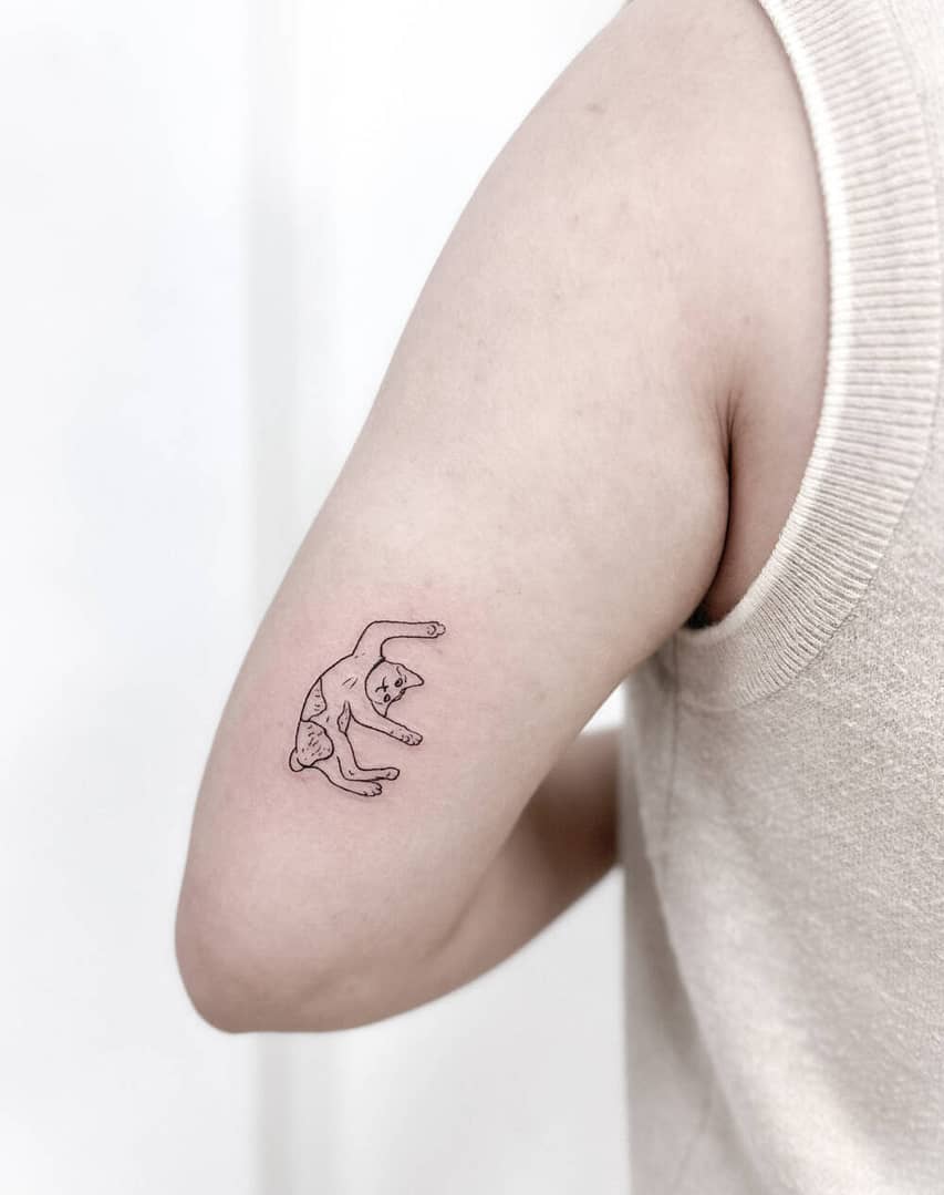 Minimal Tattoo - Warp Tattoo Shop Chiang Mai