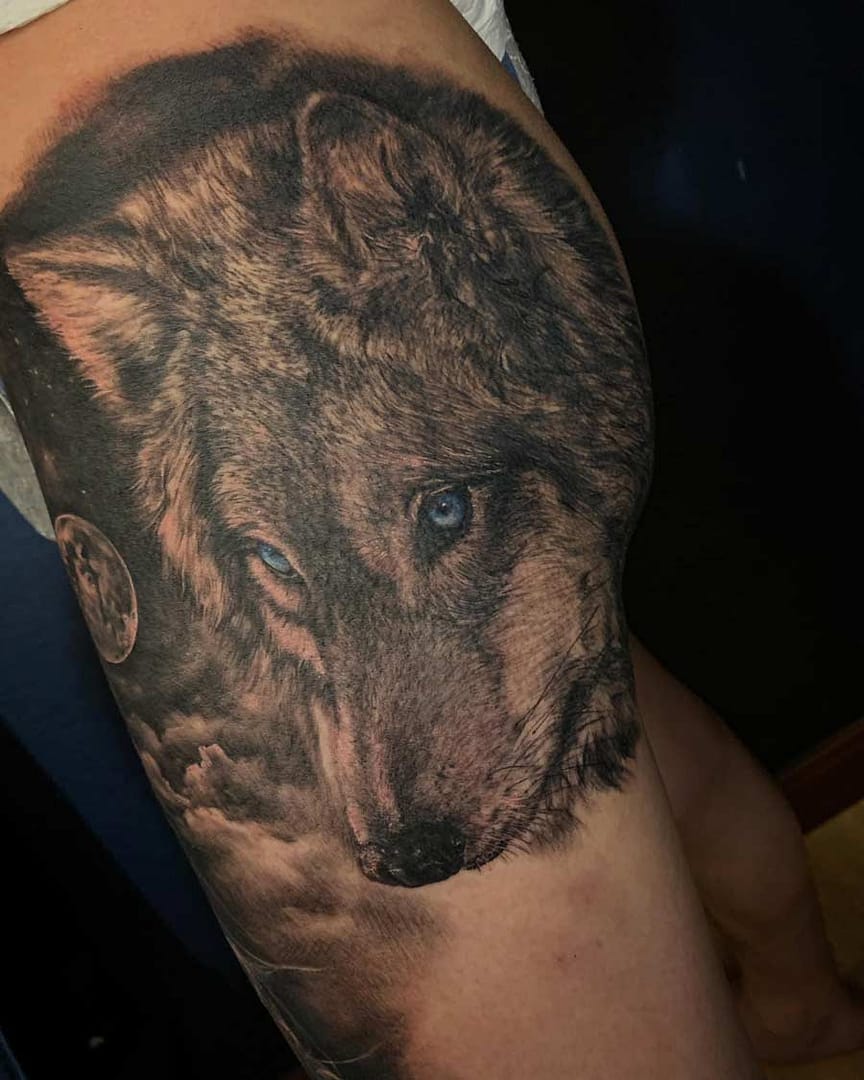 Realistic Tattoo at Warp Tattoo Studio Chiang